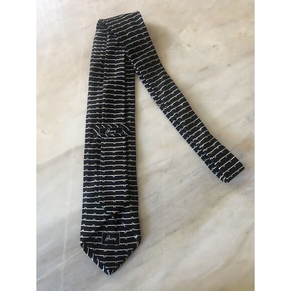 Vintage Brioni Black White Abstract Bracket Authentic 100% Silk Tie - Picture 3 of 6